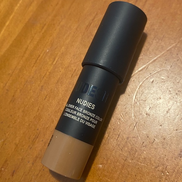 Nudestix Nudies All Over Face Bronze Color - Picture 2 of 15